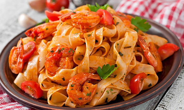 Vespatoerist, Huur van een Vespa-scooter + pasta bespaar 30% in Hasselt via Social  Deal