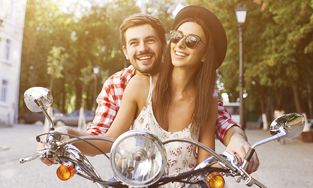 Vespatoerist, Huur van een Vespa-scooter + pasta bespaar 30% in Hasselt via Social  Deal