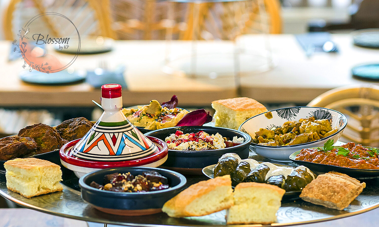 Shared dining-mezzediner + nagerecht naar keuze bij Blossom by KP