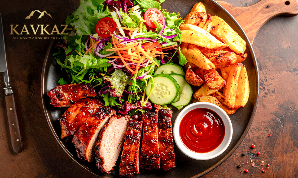 Barbecue-mixdiner incl. bijgerecht of 3-gangen keuzediner bij Kavkaz Leiden
