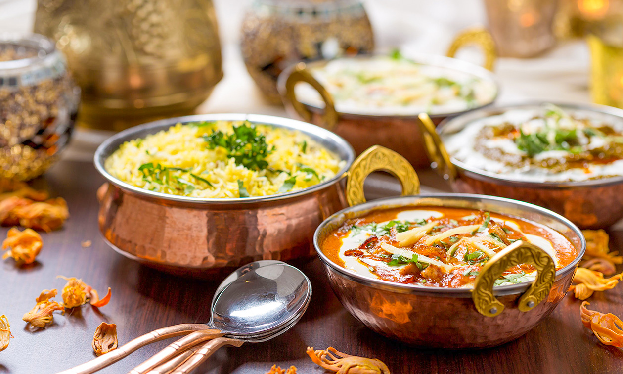 Thuisbezorgd of afhalen: Indiaas 2-gangen keuzediner + blikje fris