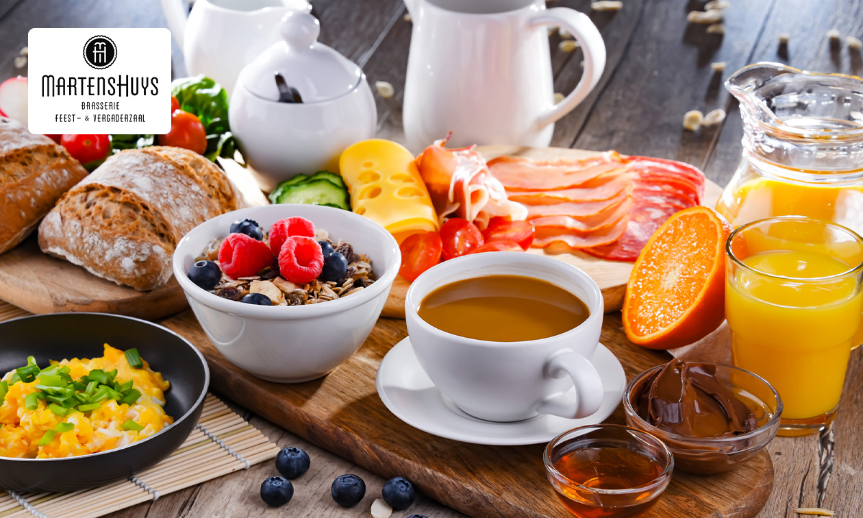 Luxe ontbijt incl. glas cava bij Martenshuys